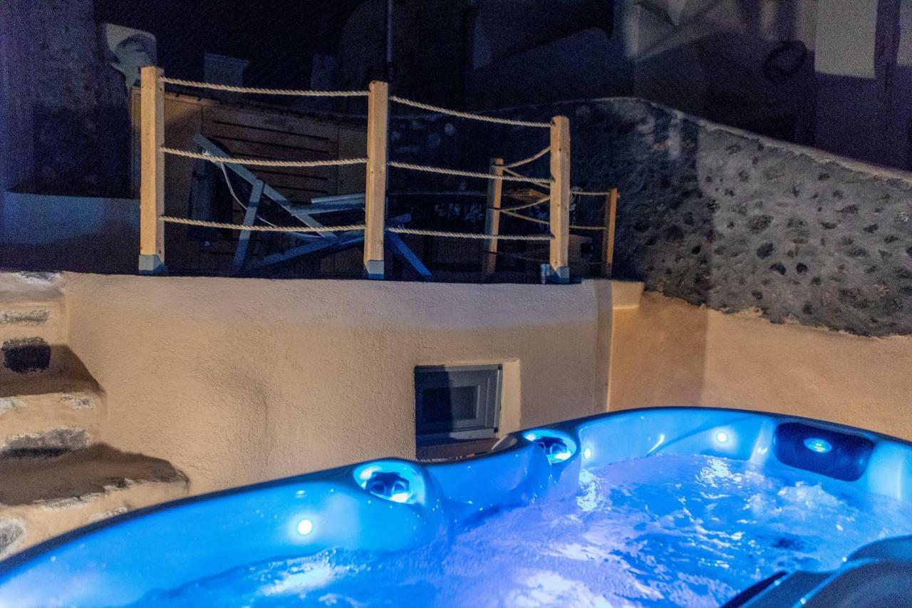 Nalas Suites Emporio  Екстер'єр фото