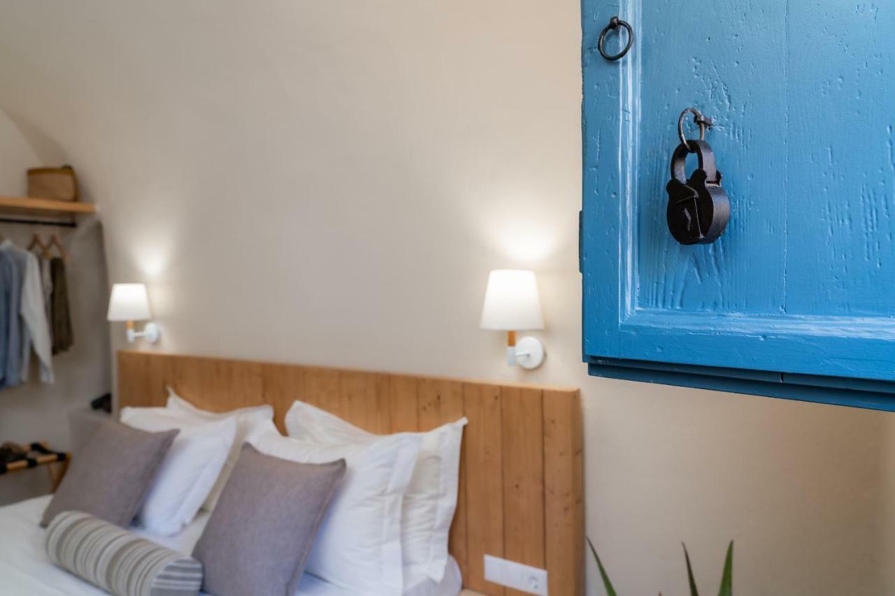 Nalas Suites Emporio  Екстер'єр фото