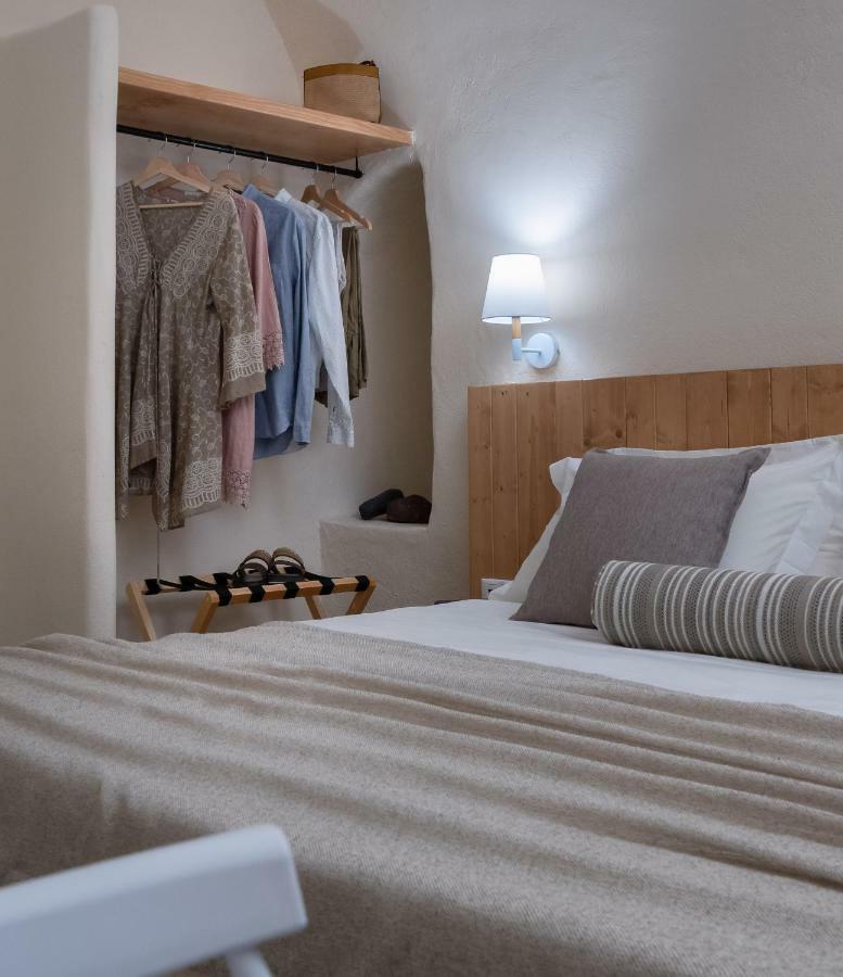 Nalas Suites Emporio  Екстер'єр фото